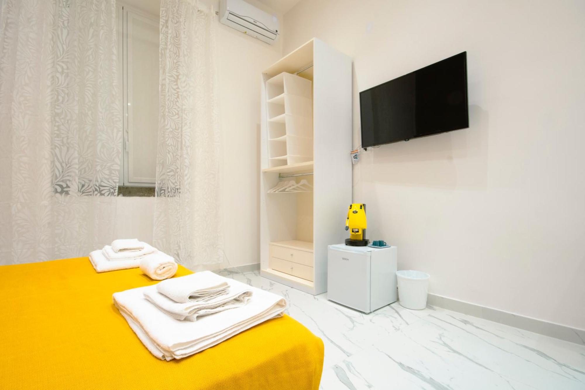 B&B Oasi Montesanto Naples Exterior photo